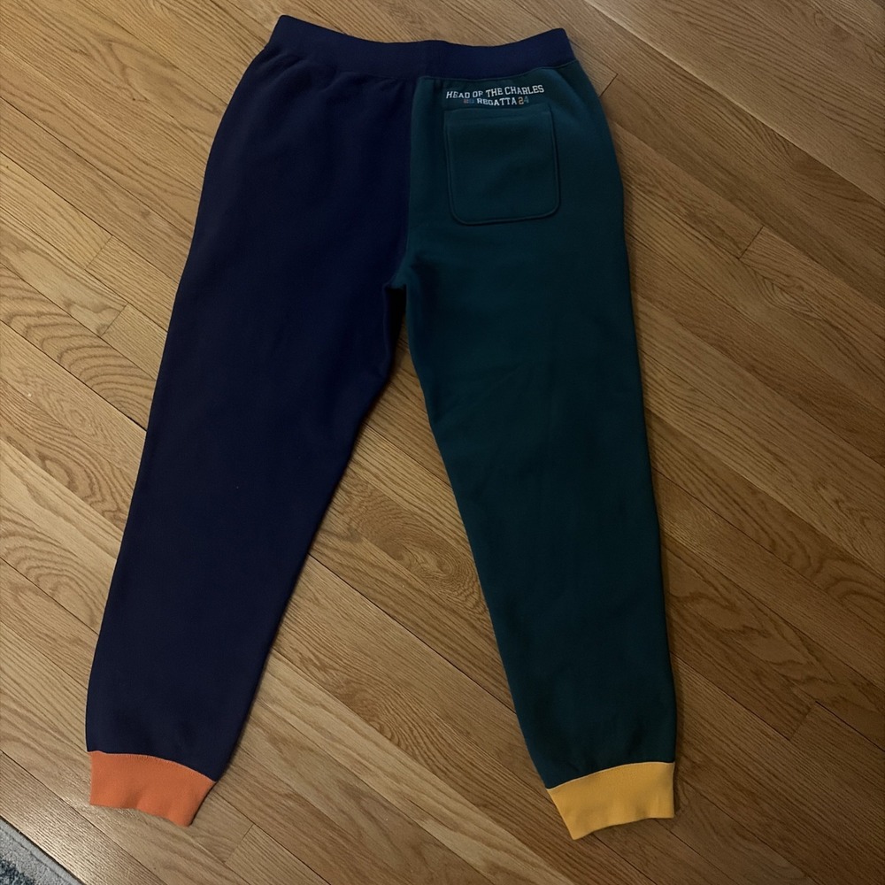 Vineyard Vines HOCR 2024 Head of the Charles Regatta Split Color Fleece Jogger - Picture 6 of 6